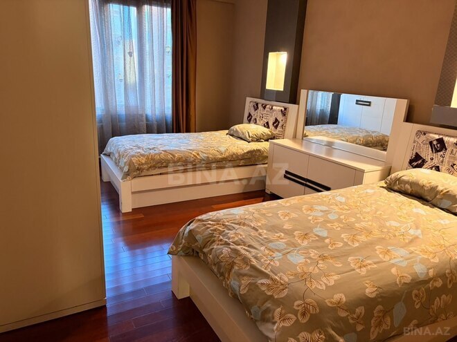 İcarəyə verilir 3 otaqlı yeni tikili 150 m², 28 May m., photo 15 from 19
