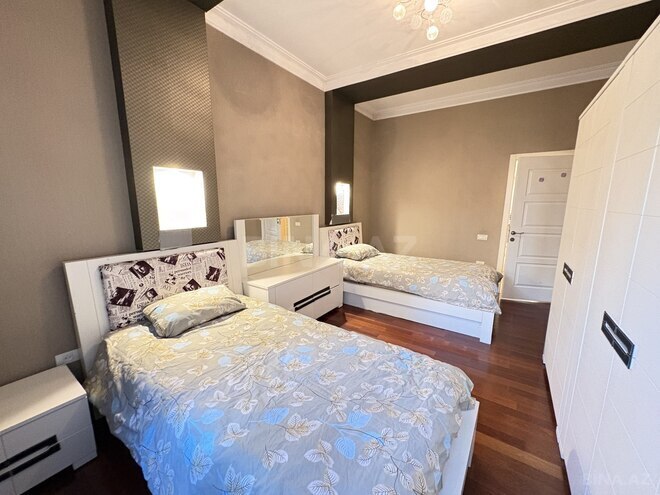 İcarəyə verilir 3 otaqlı yeni tikili 150 m², 28 May m., photo 16 from 19