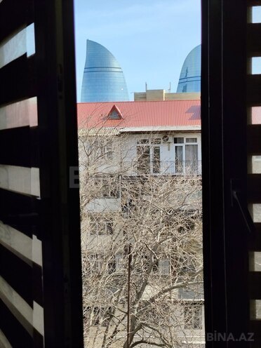 Продается 2-комн. вторичка 35 м², м. Ичеришехер, photo 9 from 28