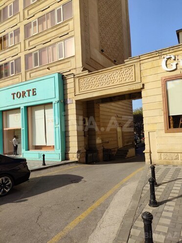 Продается 2-комн. вторичка 35 м², м. Ичеришехер, photo 10 from 28
