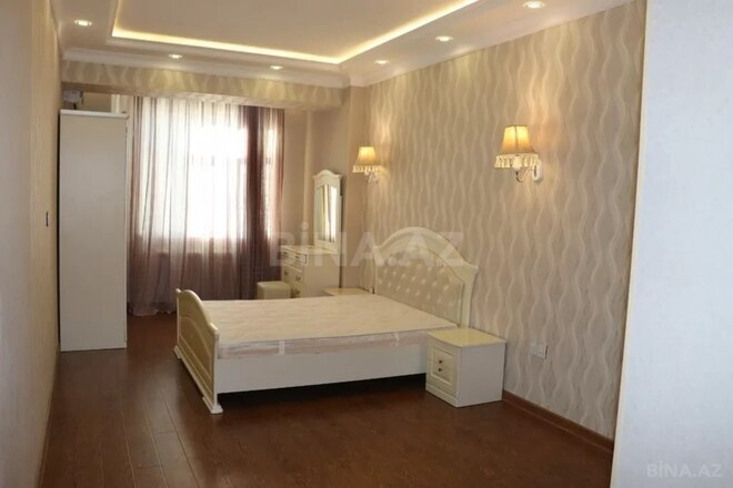 Сдается 3-комн. новостройка 152 м², м. Элмляр Академиясы, photo 7 from 19