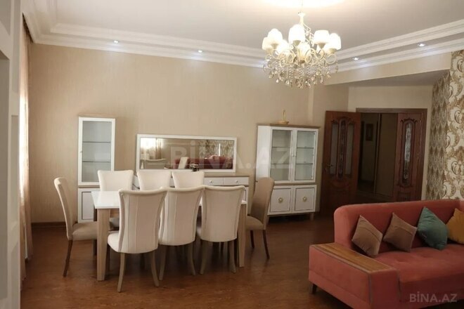 Сдается 3-комн. новостройка 152 м², м. Элмляр Академиясы, photo 4 from 19