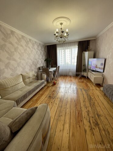 Продаётся 3-комн. вторичка 70 м², пос. Бакиханова, photo 1 from 17