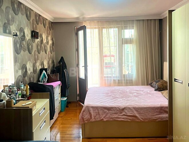 Продается 4-комн. вторичка 100 м², м. Нефтчиляр, photo 8 from 32