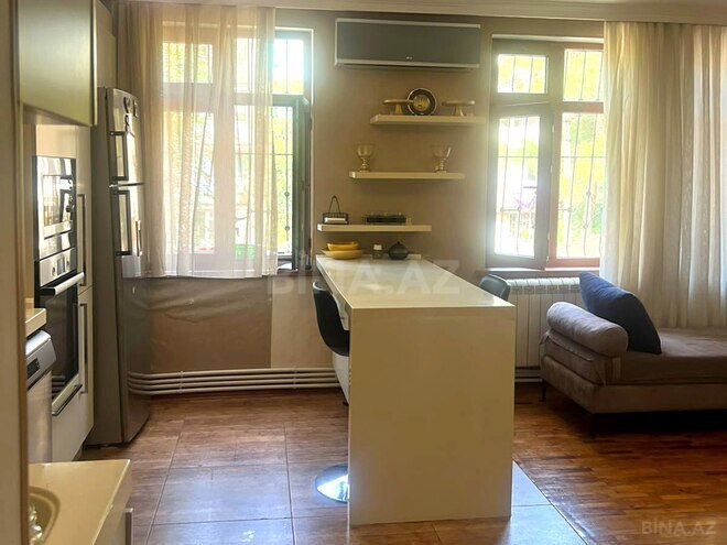 Продается 4-комн. вторичка 100 м², м. Нефтчиляр, photo 31 from 32