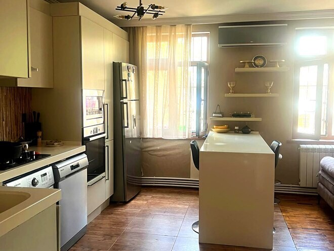 Продается 4-комн. вторичка 100 м², м. Нефтчиляр, photo 4 from 32
