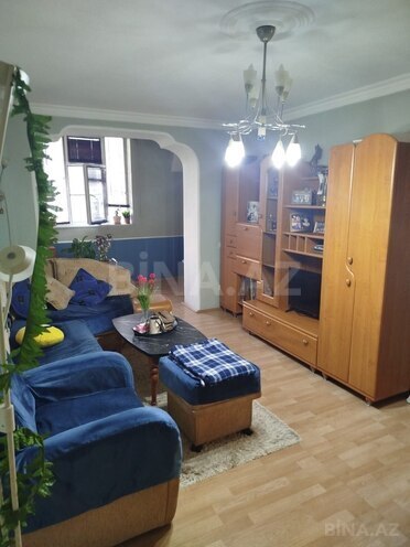Satılır 3 otaqlı köhnə tikili 60 m², Gənclik m., photo 1 from 15