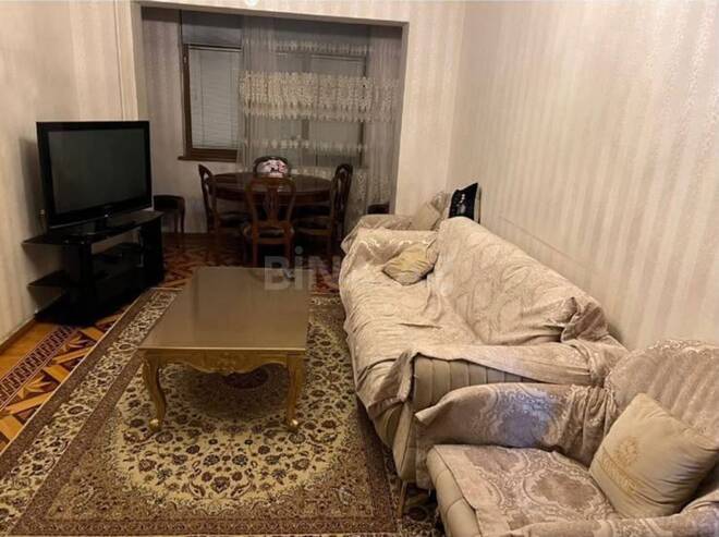 Satılır 3 otaqlı köhnə tikili 85 m², Bakıxanov q., photo 1 from 12