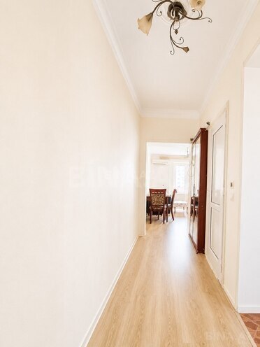 Satılır 1 otaqlı köhnə tikili 32 m², Nəriman Nərimanov m., photo 1 from 8