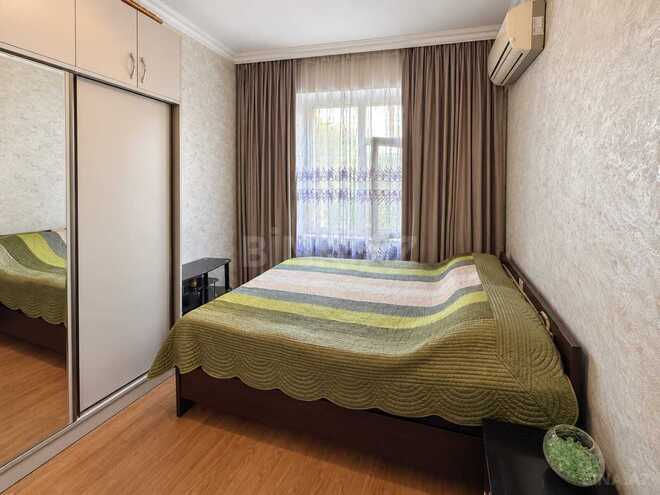 Satılır 3 otaqlı köhnə tikili 70 m², Sahil m., photo 17 from 28