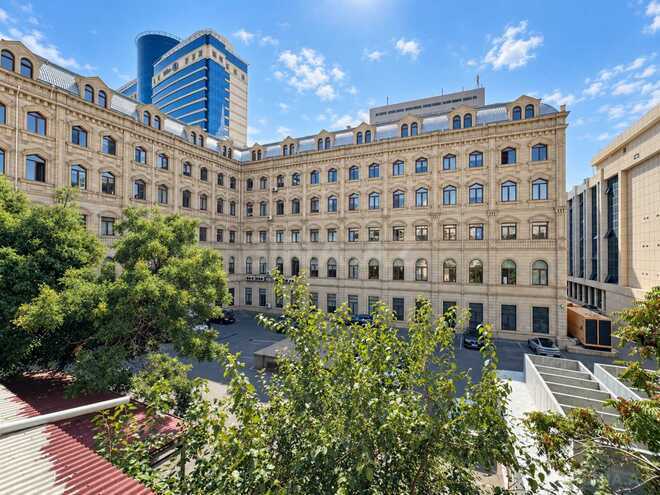 Satılır 3 otaqlı köhnə tikili 70 m², Sahil m., photo 8 from 28