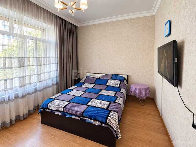 Satılır 3 otaqlı köhnə tikili 70 m², Sahil m., photo 11 from 28