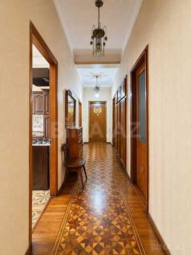 Satılır 3 otaqlı köhnə tikili 110 m², İçəri Şəhər m., photo 8 from 32