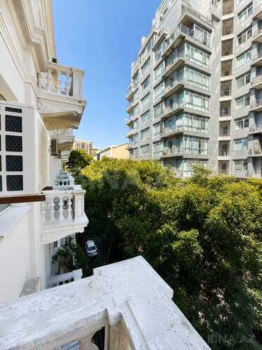 Satılır 3 otaqlı köhnə tikili 110 m², İçəri Şəhər m., photo 12 from 32