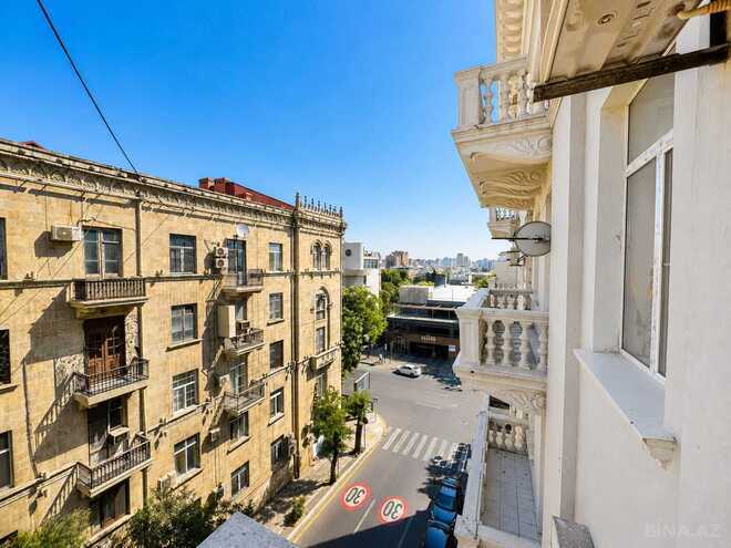 Satılır 3 otaqlı köhnə tikili 110 m², İçəri Şəhər m., photo 13 from 32