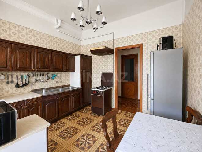 Satılır 3 otaqlı köhnə tikili 110 m², İçəri Şəhər m., photo 24 from 32