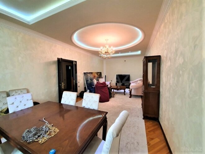 Satılır 11 otaqlı həyət evi/bağ evi 850 m², Badamdar q., photo 8 from 32