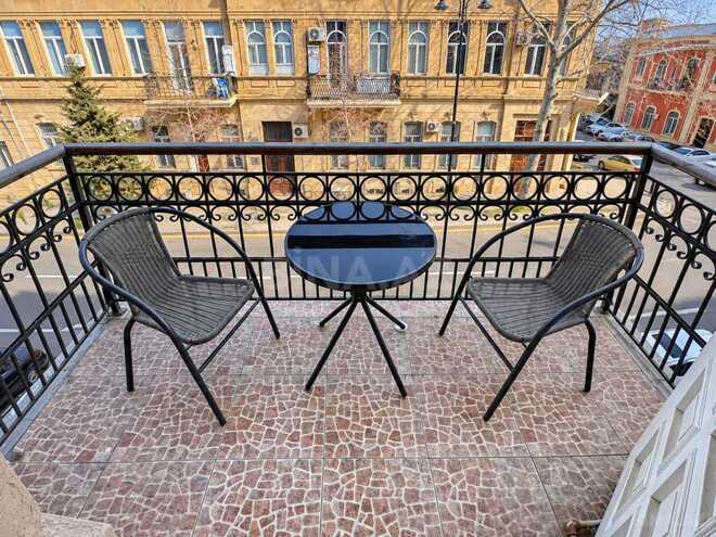 Продаётся 3-комн. вторичка 90 м², м. Ичеришехер, photo 5 from 23