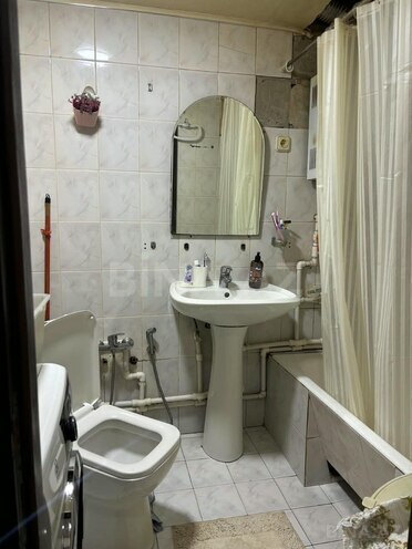 Продается 2-комн. вторичка 50 м², м. Иншаатчылар, photo 8 from 10