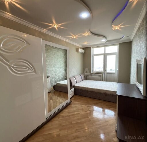 Продаётся 3-комн. новостройка 90 м², м. 20 января, photo 1 from 9