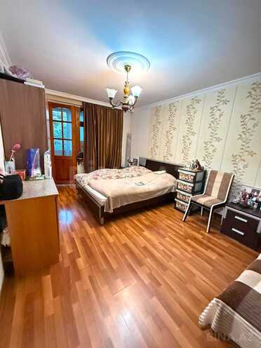 Продается 1-комн. вторичка 35 м², м. Иншаатчылар, photo 1 from 8