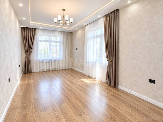 Продаётся 2-комн. вторичка 60 м², м. Ази Асланов, photo 1 from 8