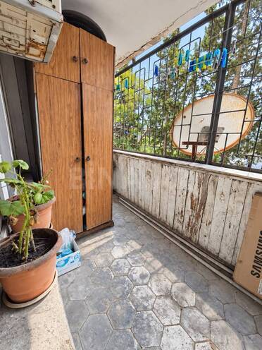 Продается 3-комн. вторичка 90 м², м. Нефтчиляр, photo 8 from 14