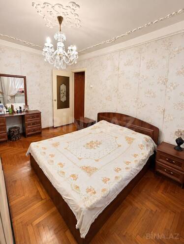 Продается 3-комн. вторичка 90 м², м. Нефтчиляр, photo 5 from 14