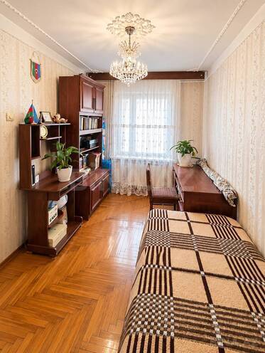Продается 3-комн. вторичка 90 м², м. Нефтчиляр, photo 6 from 14