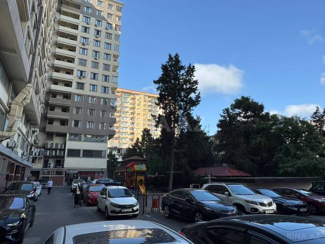 Продается 3-комн. новостройка 125 м², м. Иншаатчылар, photo 12 from 17