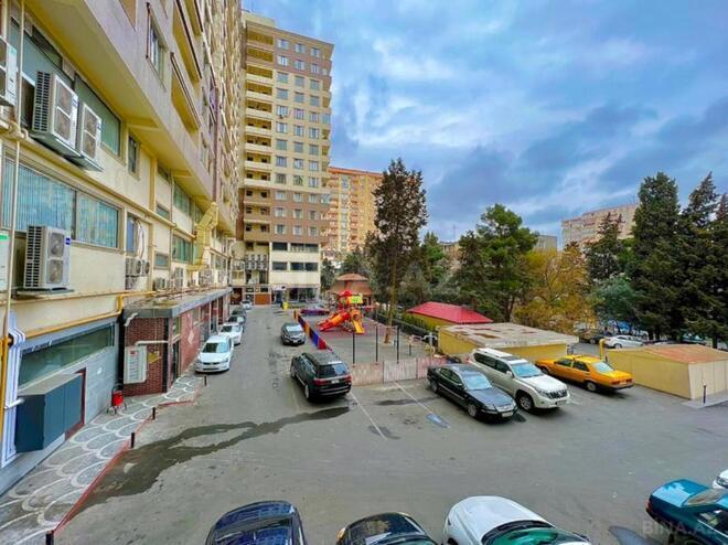 Продается 3-комн. новостройка 125 м², м. Иншаатчылар, photo 13 from 17