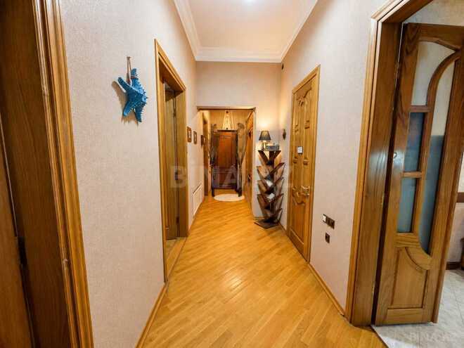 Продаётся 4-комн. вторичка 126 м², м. Сахил, photo 24 from 31