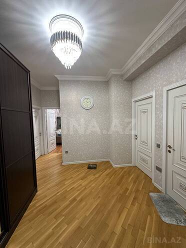 Продаётся 3-комн. новостройка 106 м², м. Кара Караев, photo 15 from 17