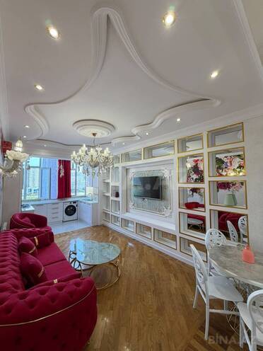 Продаётся 2-комн. новостройка 55 м², м. Ази Асланов, photo 1 from 8