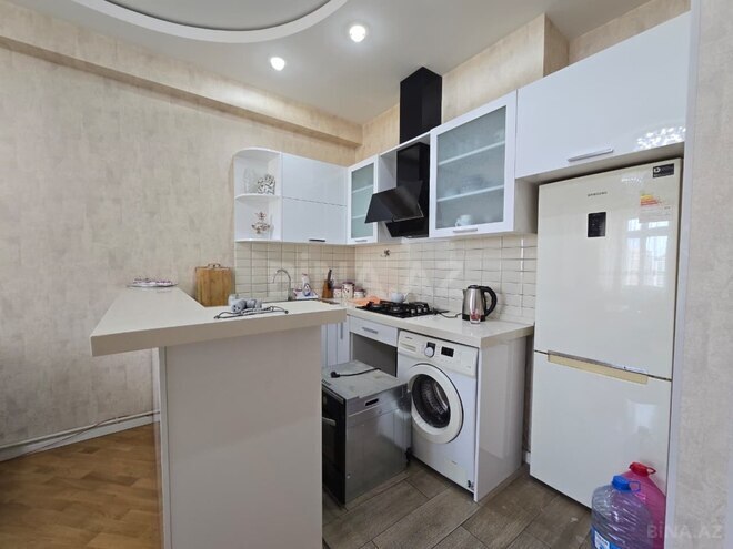 Satılır 2 otaqlı yeni tikili 71 m², Qara Qarayev m., photo 5 from 12