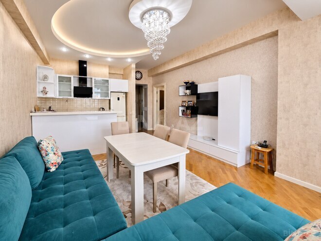 Satılır 2 otaqlı yeni tikili 71 m², Qara Qarayev m., photo 3 from 12