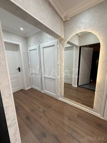 Продается 2-комн. вторичка 65 м², м. Ази Асланов, photo 9 from 16
