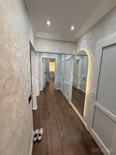 Продается 2-комн. вторичка 65 м², м. Ази Асланов, photo 8 from 16