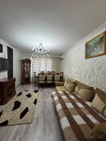 Продаётся 3-комн. вторичка 68 м², пос. Бакиханова, photo 1 from 16