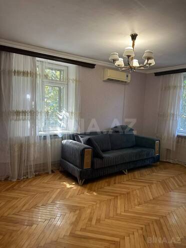 Сдается 2-комн. вторичка 60 м², м. Низами, photo 3 from 9