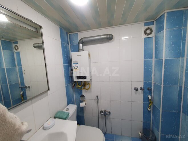 Продаётся 3-комн. вторичка 70 м², м. Кара Караев, photo 20 from 23