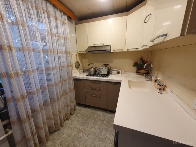 Продаётся 3-комн. вторичка 70 м², м. Кара Караев, photo 19 from 23