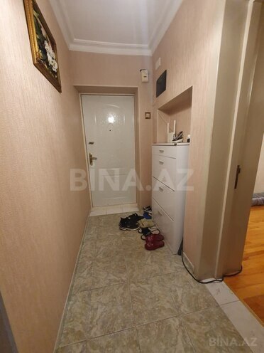 Продаётся 3-комн. вторичка 70 м², м. Кара Караев, photo 17 from 23