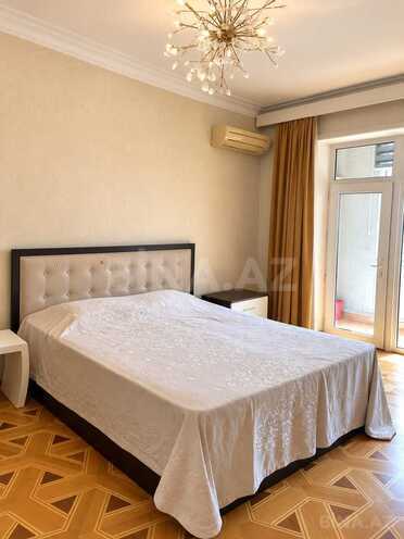 Сдаётся 3-комн. новостройка 105 м², м. Низами, photo 8 from 20