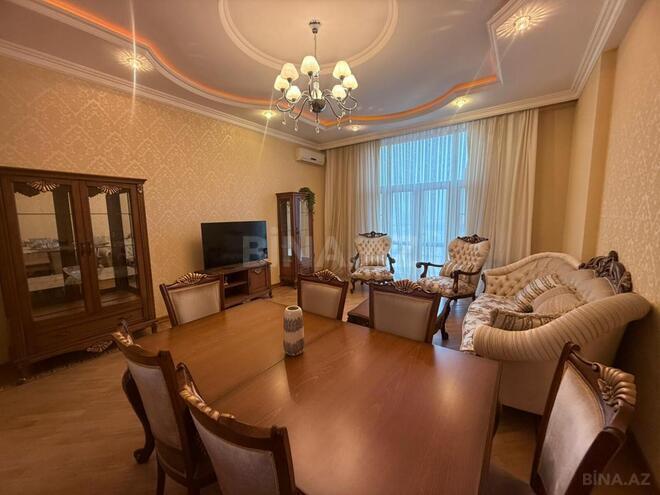 Продаётся 3-комн. вторичка 132 м², Наримановский  р., photo 17 from 20