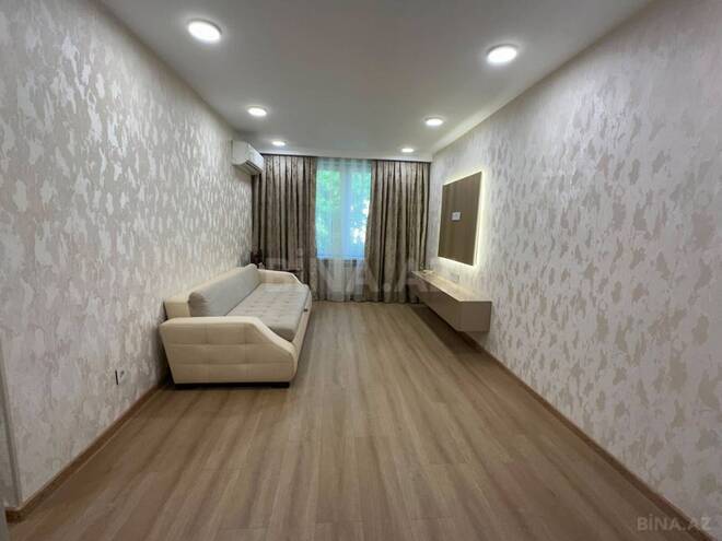 Продаётся 3-комн. вторичка 80 м², м. Низами, photo 12 from 17