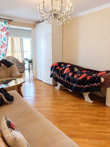 Продаётся 2-комн. вторичка 62 м², м. Низами, photo 8 from 14