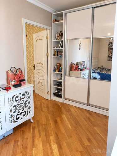 Продаётся 2-комн. вторичка 62 м², м. Низами, photo 5 from 14