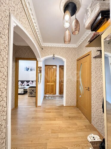 Satılır 3 otaqlı köhnə tikili 65 m², Hövsan q., photo 9 from 18