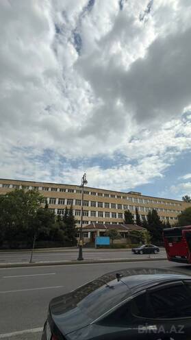 Продаётся 2-комн. вторичка 55 м², м. Иншаатчылар, photo 1 from 19